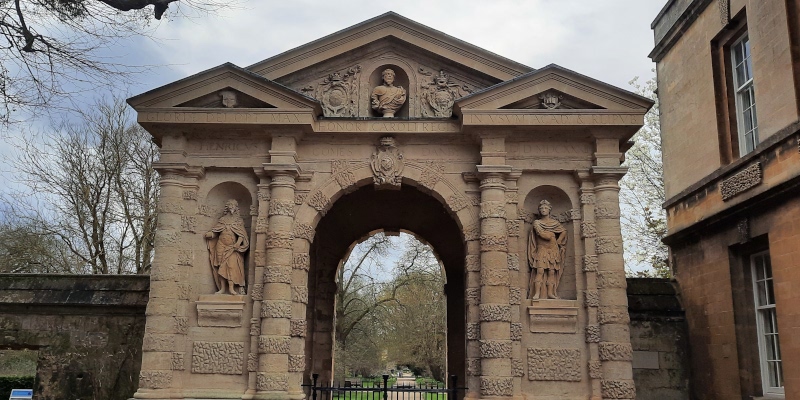 Danby Arch, the entrance of Oxford Botanic Garden