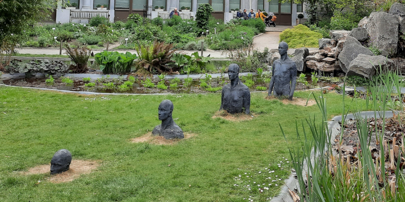 Het kunstwerk Greening II van Monique Donckers in Den Botaniek van Antwerpen